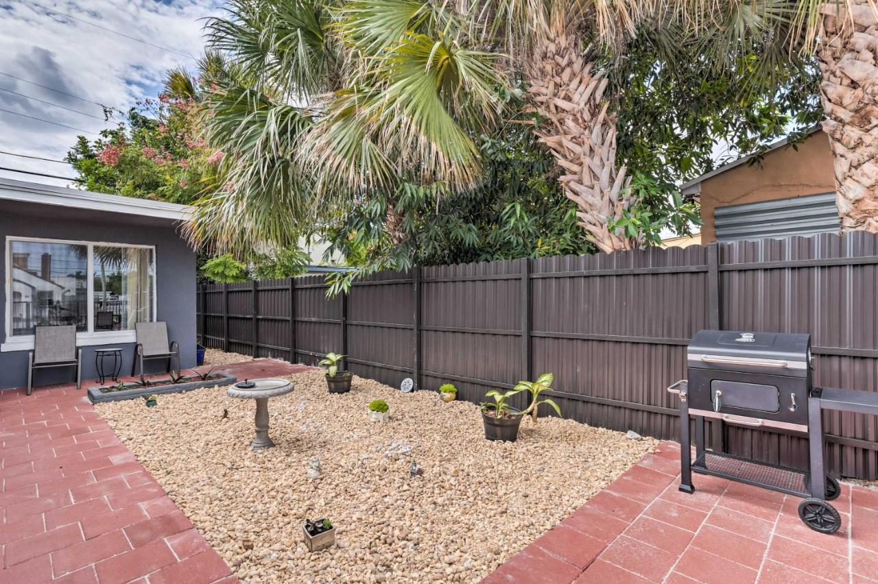 Inviting Apartment Less Than 2 Mi To Riviera Beach! West Palm Beach Bagian luar foto