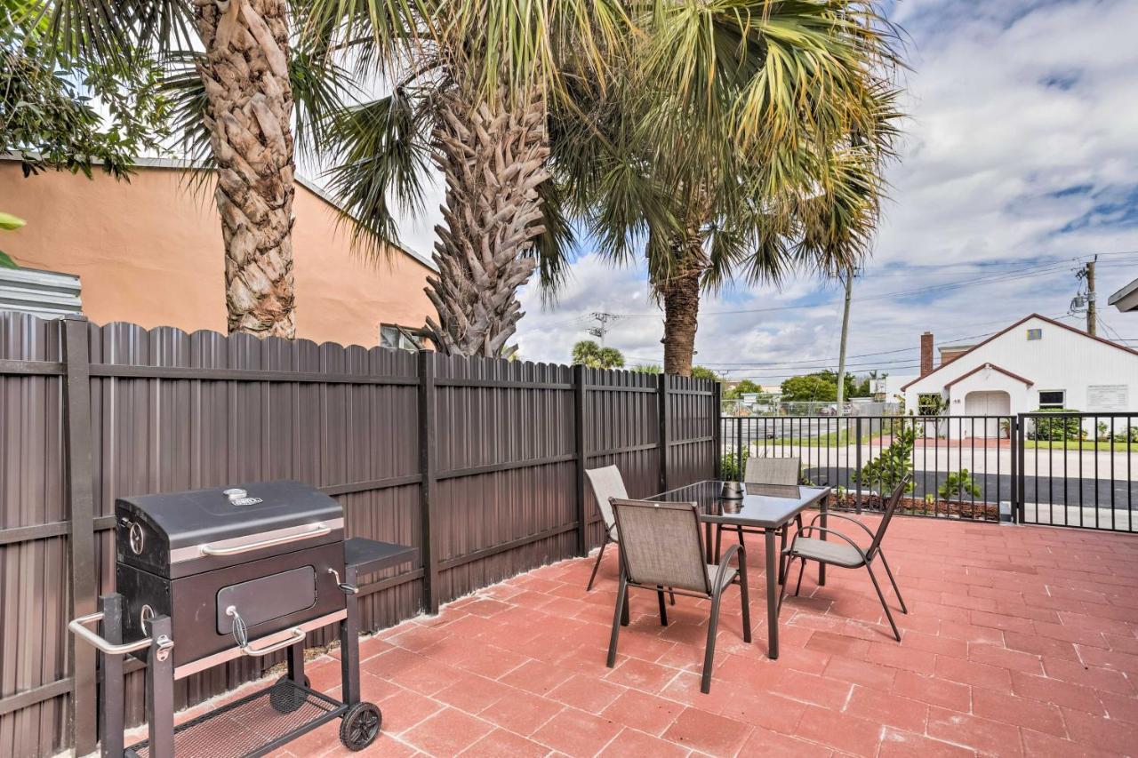 Inviting Apartment Less Than 2 Mi To Riviera Beach! West Palm Beach Bagian luar foto