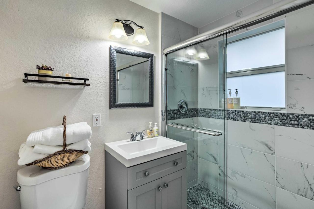 Inviting Apartment Less Than 2 Mi To Riviera Beach! West Palm Beach Bagian luar foto