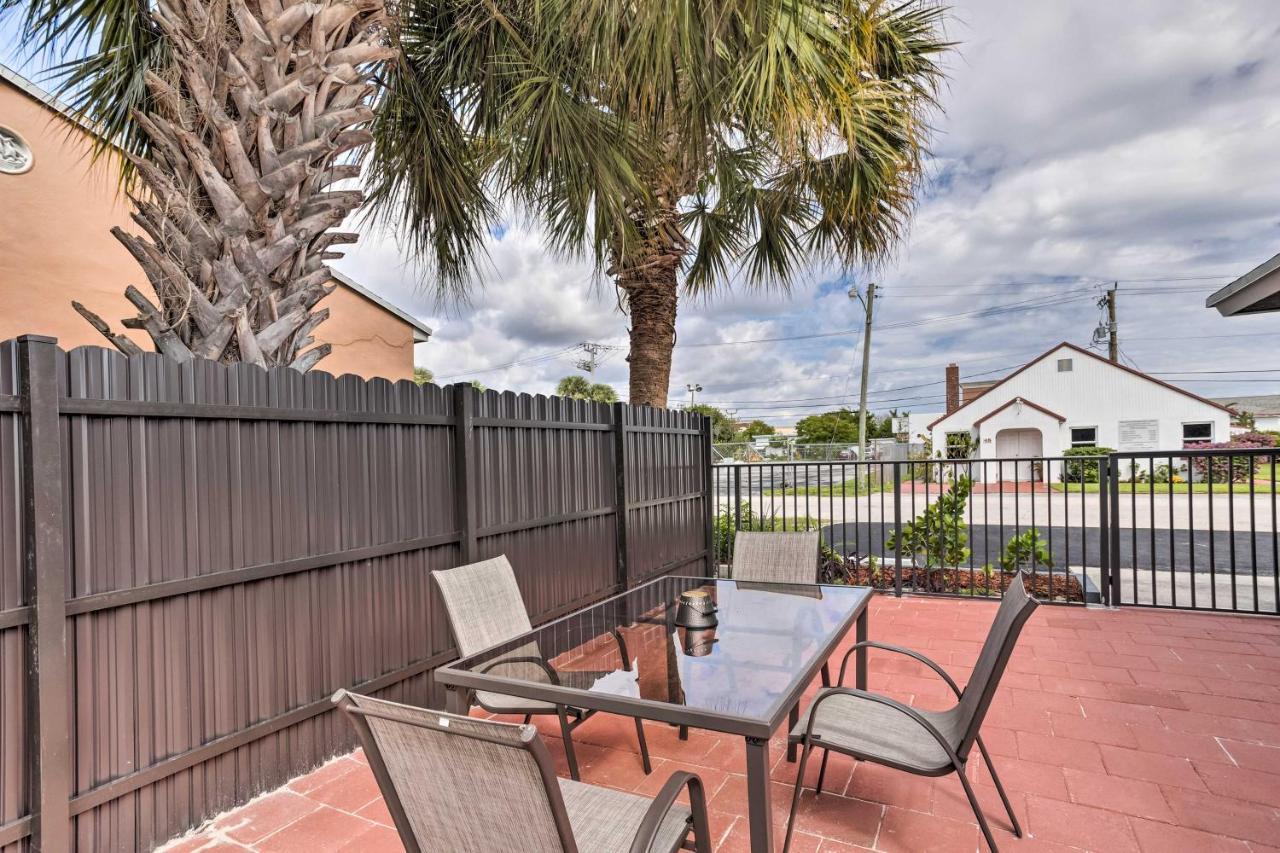 Inviting Apartment Less Than 2 Mi To Riviera Beach! West Palm Beach Bagian luar foto